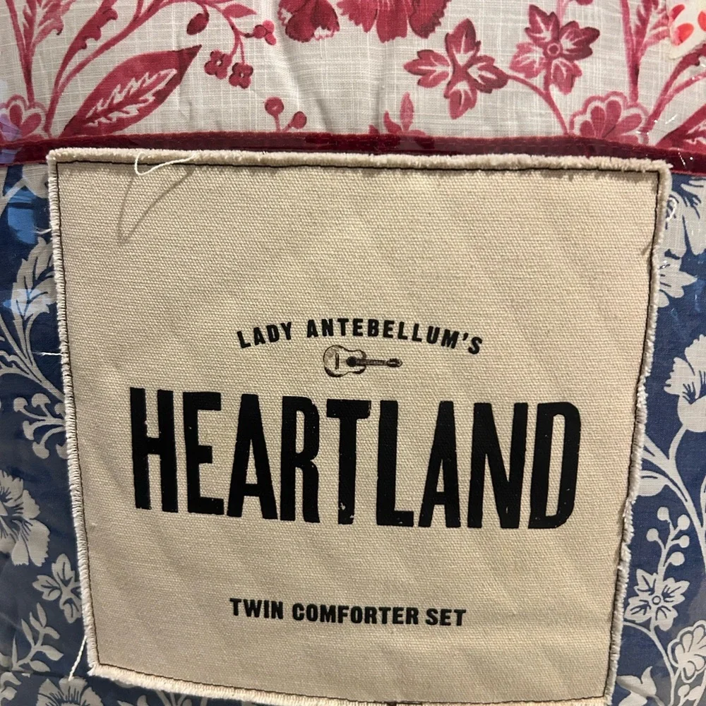 NEW Lady Antebellum Heartland Delta Queen